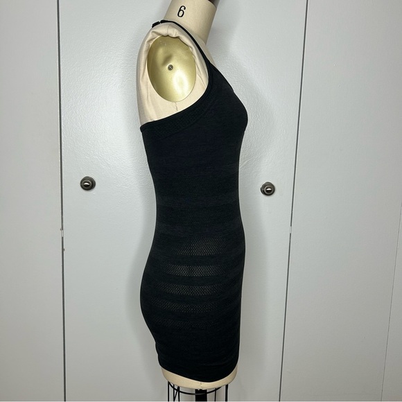 Lululemon Racerback Tank Top - Picture 8 of 10